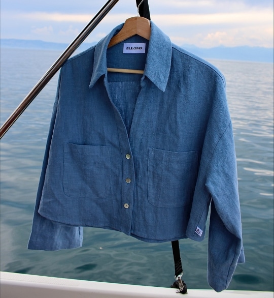 chemise courte bleue